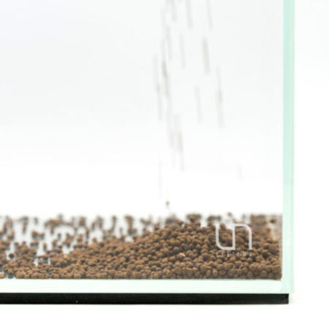 Cuve Aquarium 60U 76 litres UNS - Ultum Nature Systems Controsoil 768x401